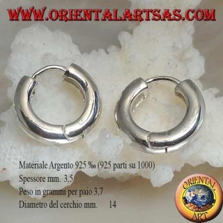 Einfacher silberner Creolenohrring und Druckknopfverschluss 3,5 x 14 mm