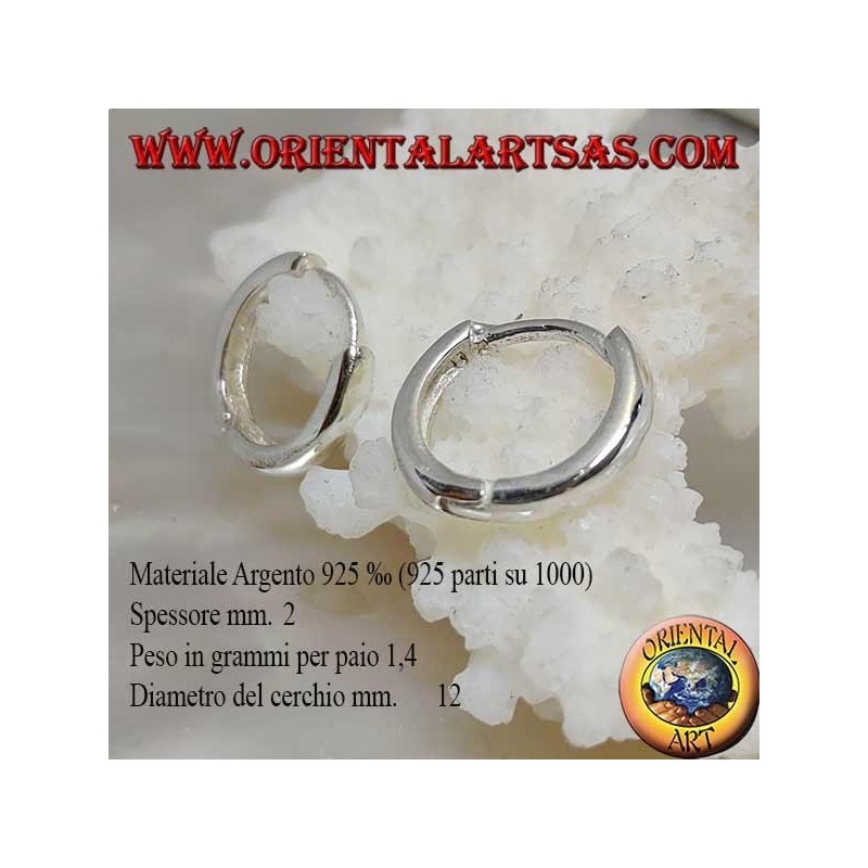 Boucle d'oreille simple en argent et fermeture à pression 2 x 12 mm