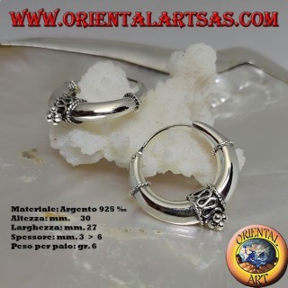 Smooth hoop silver earrings with central serpentine decoration and 30 mm balls