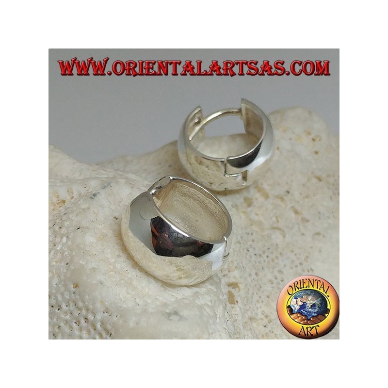 Abgerundeter einfacher Creolen-Silberohrring und 8 x 14 mm Druckknopfverschluss