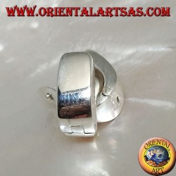 Boucle d'oreille en argent simple et étirée avec fermeture à pression 14 x 12 x 6 mm