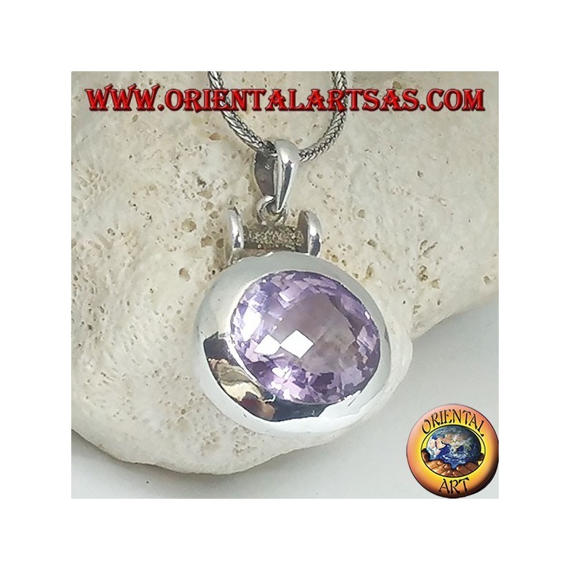 Ciondolo in argento con una splendida grande ametista naturale ovale sfacettata su montatura liscia orizzontale