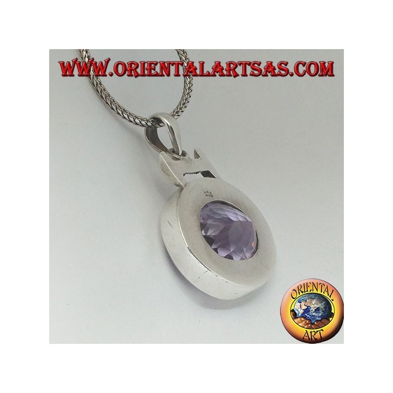 Silberanhänger mit einem prächtigen großen facettierten ovalen natürlichen Amethyst auf einer glatten horizontalen Einstellung
