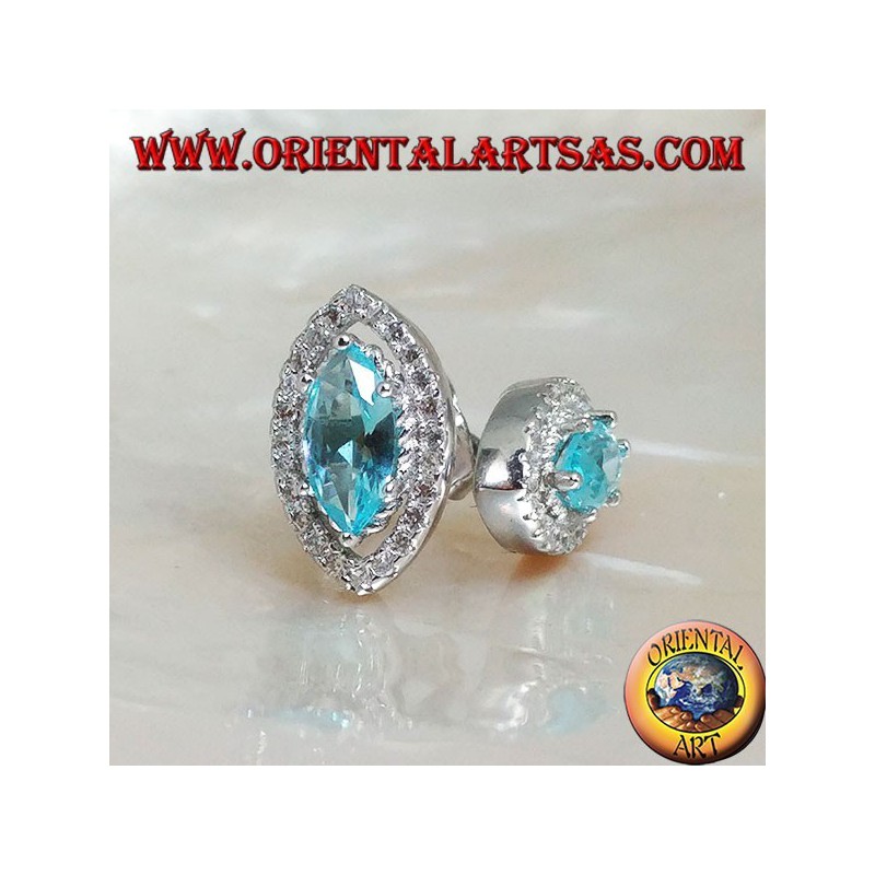 Boucles d'oreilles Lobe Shuttle en argent avec topaze bleue naturelle entourées de zircons