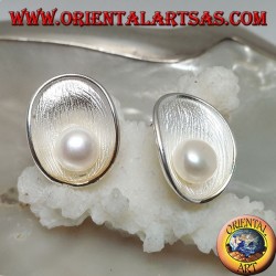 Silver lobe earrings with satin mother shell inside and white freshwater pearl