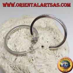 Pendientes sencillos de plata con círculo cuadrado y una hilera de circonitas blancas centrales de 30 mm