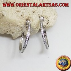 Pendientes sencillos de plata con círculo cuadrado y una hilera de circonitas blancas centrales de 30 mm