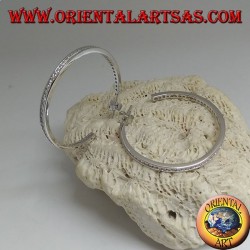 Simple squared circle silver earrings with a row of 40 mm central white zircons