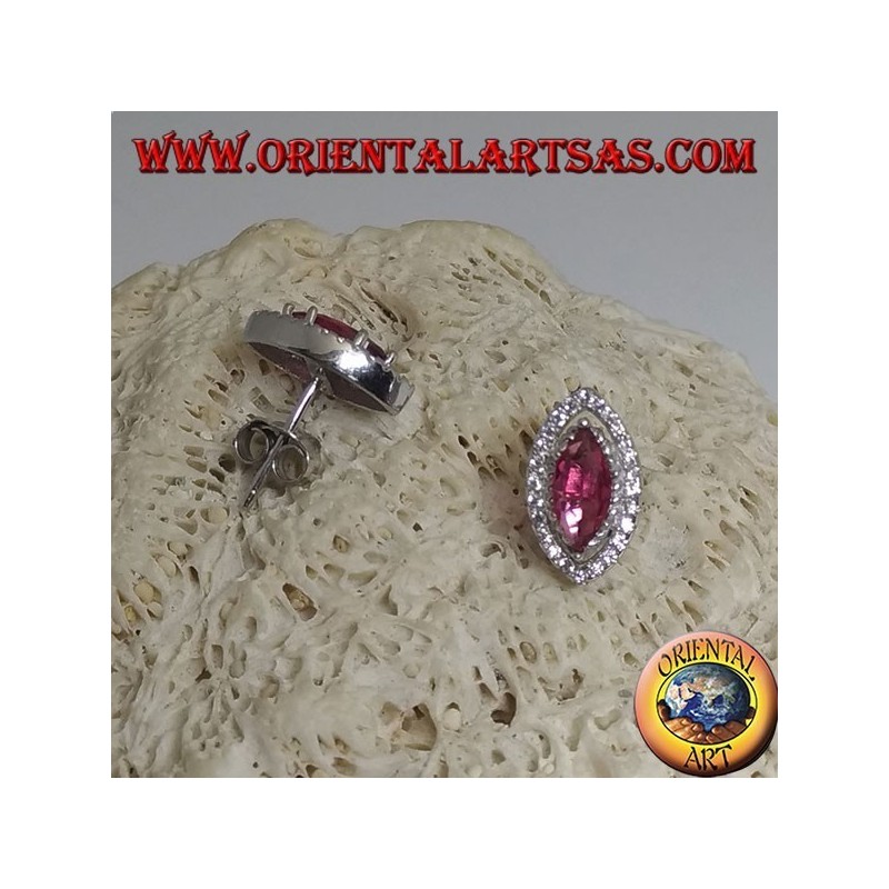 Boucles d'oreilles en argent avec rubis navette synthétiques serties de zircons blancs