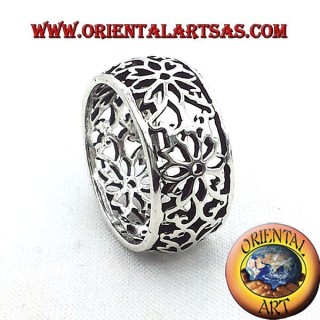 anillo perforado flor diadema de plata en forma de cúpula