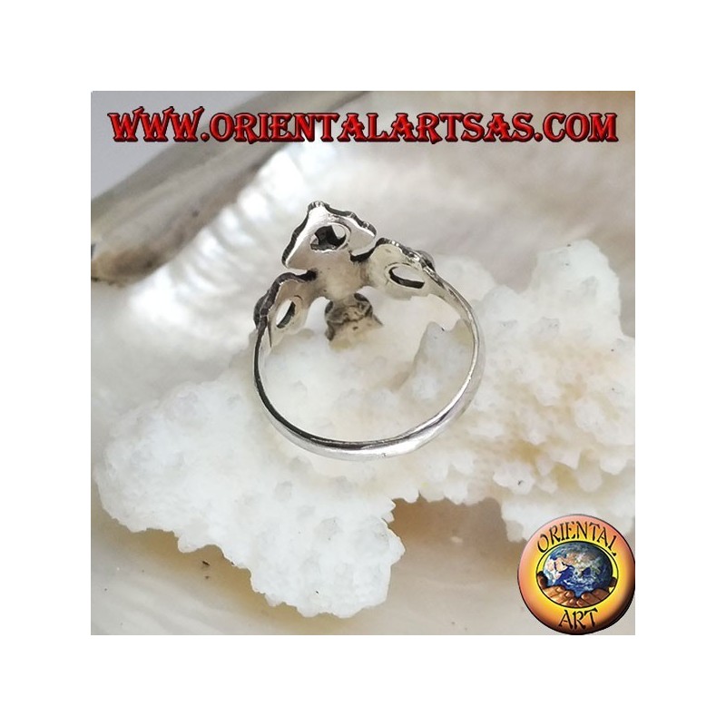 Anillo de plata con Gantha y Dorje intersectados y antiguo coral redondo tibetano