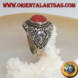Bague en argent avec corail fossile tibétain antique et décorations ethniques faites à la main