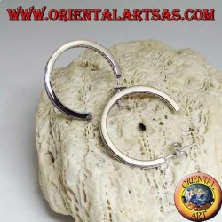 Pendientes simples de plata con círculo cuadrado y una hilera de circonitas blancas centrales de 25 mm