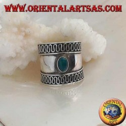 Wide band silver ring with oval green agate and contour serpentine, Bali
