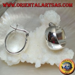 Boucle d'oreille simple ovale en argent avec fermeture à levier 18 x 16 x 8 mm