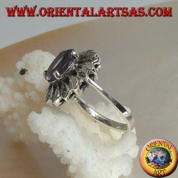 Bague en argent avec améthyste naturelle ovale sertie de feuilles d'argent et de marcassite
