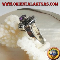 Anillo octogonal de plata con circonita redonda de color amatista y marcasita
