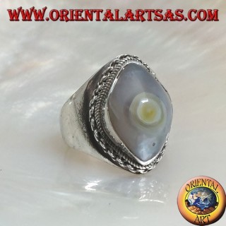 Anello in argento con agata occhio di Shiva chiaro e bordo a catena