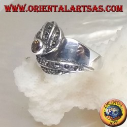 Bague en argent avec topaze jaune ronde et rangées de marcassite spirales concentriques