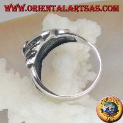 Bague en argent avec grenat rond et rangées concentriques de marcassite en spirale