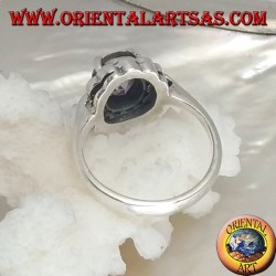 Bague en argent marguerite avec améthyste naturelle ovale et marcassite à pétales