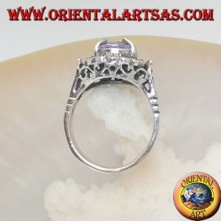 Bague en argent avec zircon ovale couleur améthyste sertie de marcassite et ajourée sur les côtés