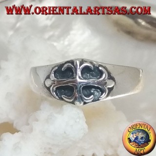Silver ring with lily cross (symbol of the French dynasties) in high relief