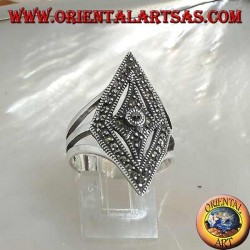 Anillo de plata con forma de rombo tachonado de marcasitas