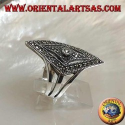 Anillo de plata con forma de rombo tachonado de marcasitas