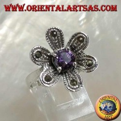 Anillo de plata con forma de flor "estrella de Belén" con circonita redonda de color amatista y marcasita