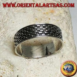 Anillo en plata con tablero de ajedrez rectángulo bajorrelieve grabado