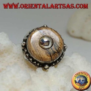 Anello in argento con dischetto in diaspro paesina e pallina centrale