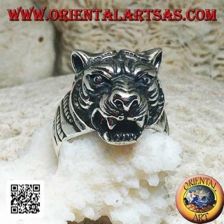 Anello in argento massiccio con grande testa di tigre imponente sporgente