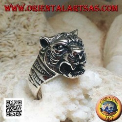 Solid silver ring with large prominent protruding tiger head