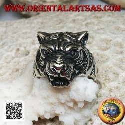 Anillo de plata maciza con gran cabeza prominente de tigre que sobresale