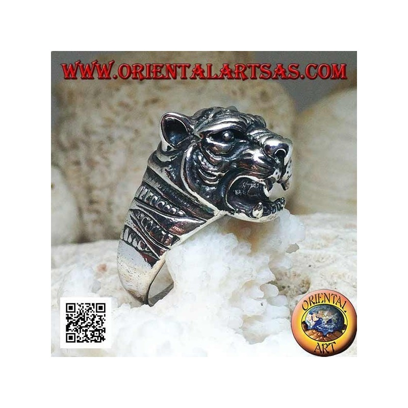 Massiver silberner Ring mit großem hervorstehendem Tigerkopf