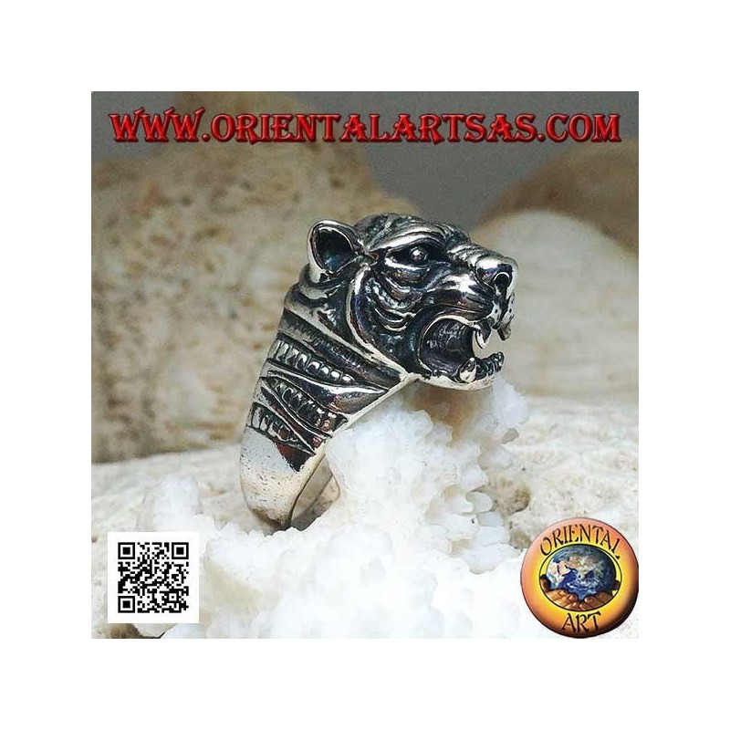 Anillo de plata maciza con gran cabeza prominente de tigre que sobresale
