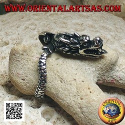 Silver ring, wyvern dragon in flight and tilted head