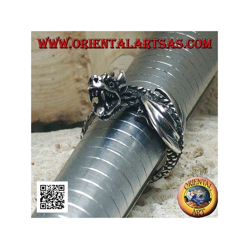 Bague en argent, dragon wyverne en vol et tête inclinée