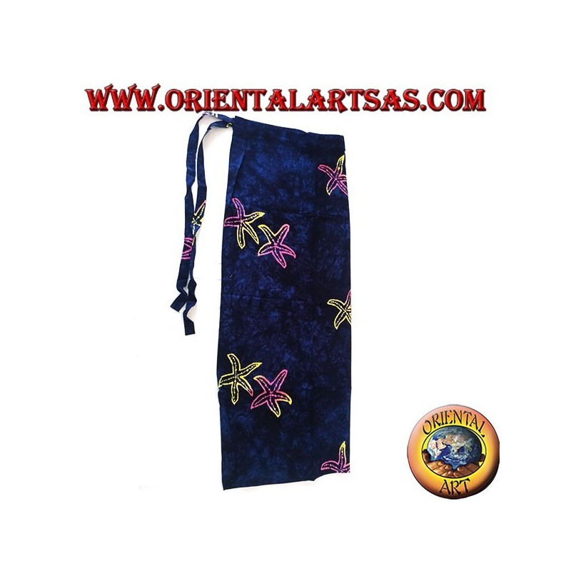 Blauer Sarongrock mit warmen Farbentwürfen von Seesternen