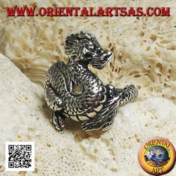 Anillo de plata, dragón Lindworm (mitología nórdica) bigotudo