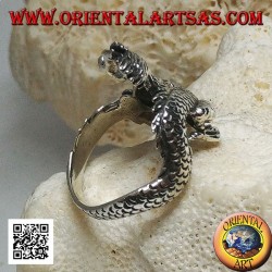 Anillo de plata, dragón Lindworm (mitología nórdica) bigotudo