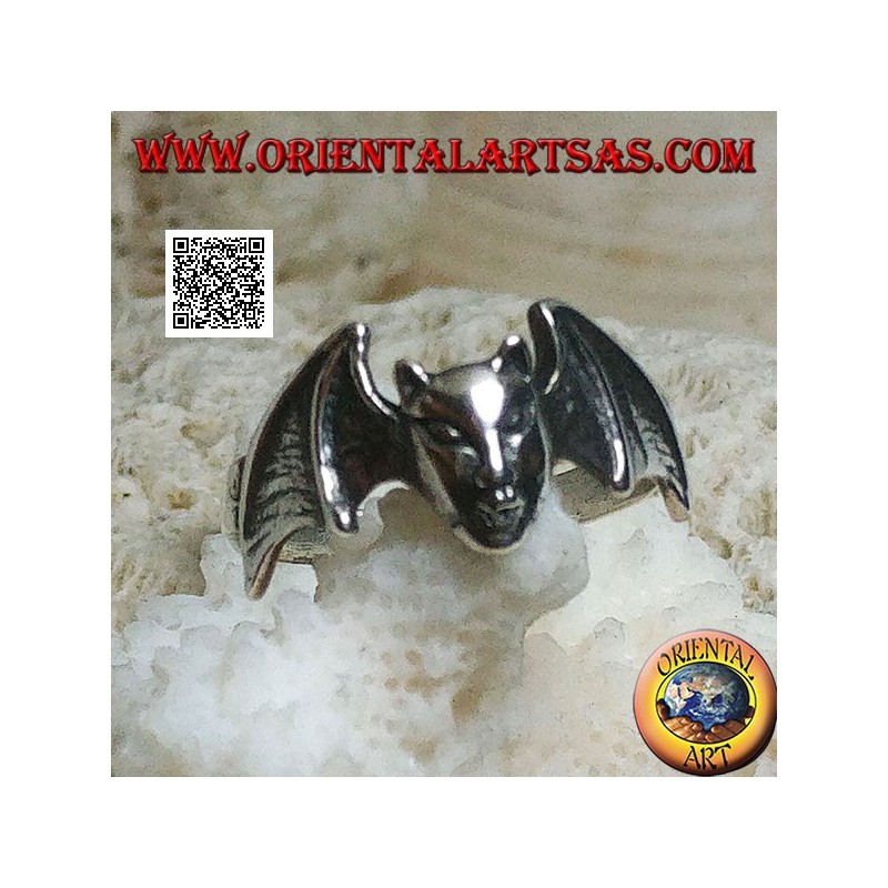 Silver ring, devil's head with bat wings