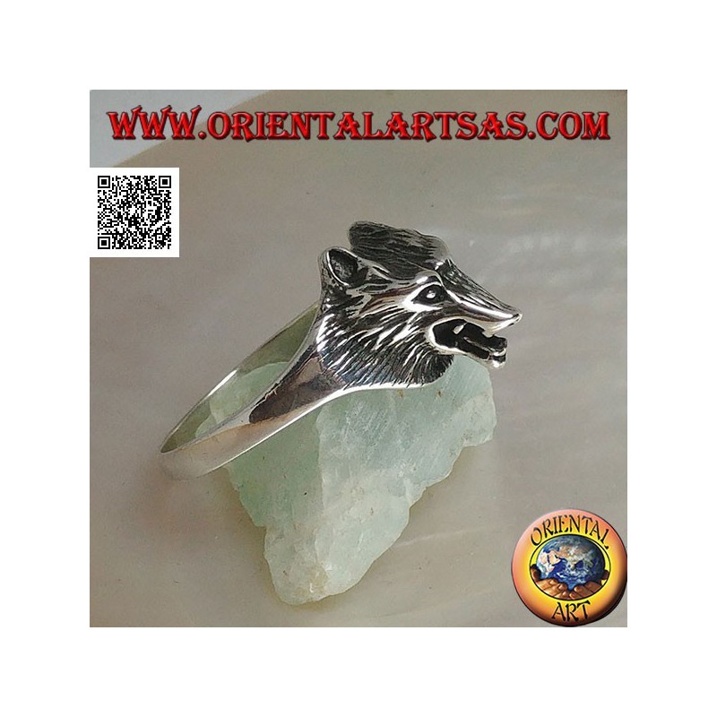 Silver ring, three-quarter Czechoslovakian wolf head (small)