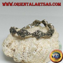 Bracelet en argent avec 9 entrelacs de feuilles parsemés de marcassite