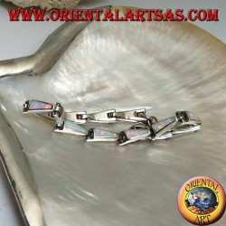 Bracelet en argent avec 13 trapèzes isocèles allongés en opale arlequin