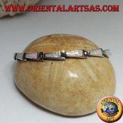 Bracelet en argent avec 13 trapèzes isocèles allongés en opale arlequin