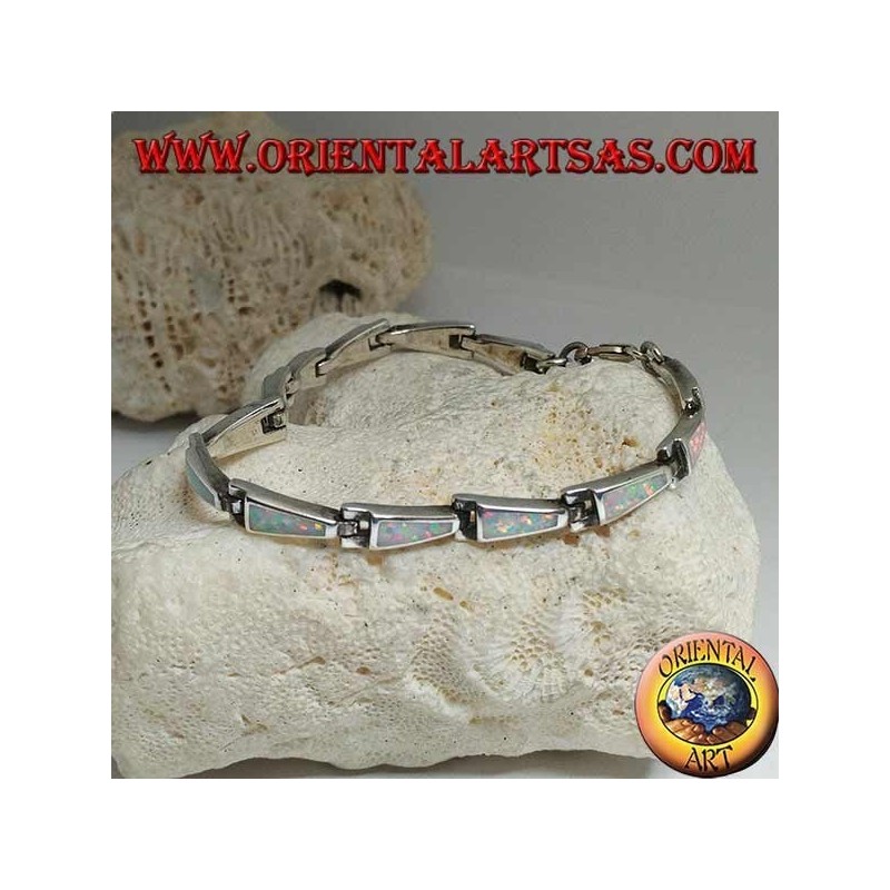 Silberarmband mit 13 gleichschenkligen Trapezoiden aus Harlekinopal
