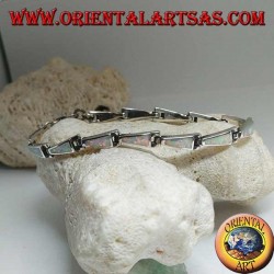 Pulsera de plata con 13 trapecios isósceles alargados en ópalo arlequín