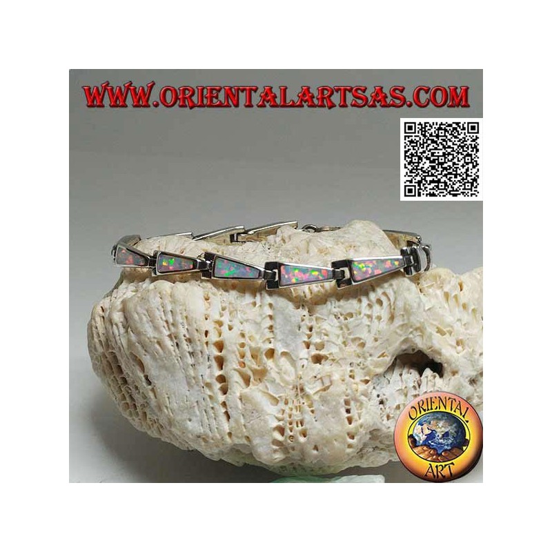 Silberarmband mit 13 gleichschenkligen Trapezoiden aus Harlekinopal